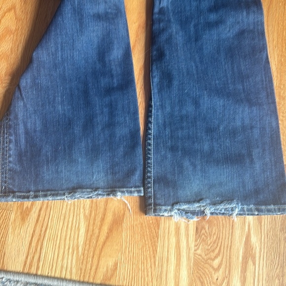 Hudson Jean - Picture 10 of 11